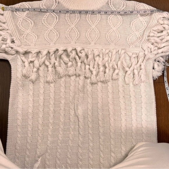 Express Tricot Vintage Tassel Fringe Knit Mock Neck Cream Sweater Sz S - Picture 9 of 11